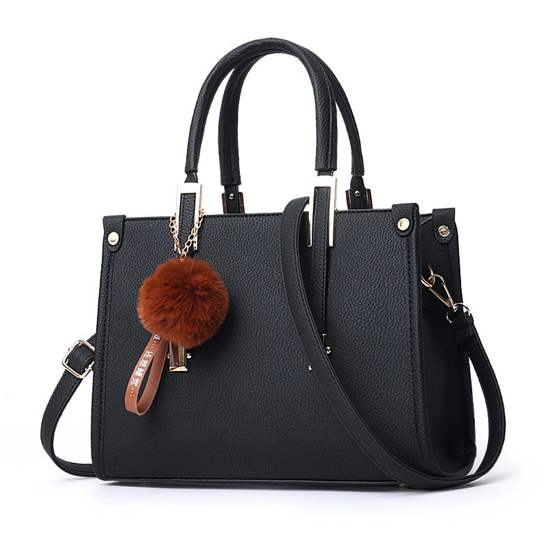 Bolsa Feminina Glamour Pompom Preta - VIEL ELEGANCE 