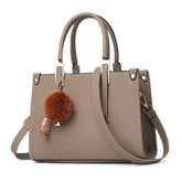 Bolsa Feminina Glamour Pompom Marrom - VIEL ELEGANCE 